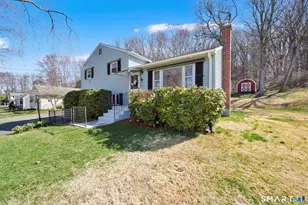 203 Brentwood Rd, Newington, CT 06111 - Photo 2