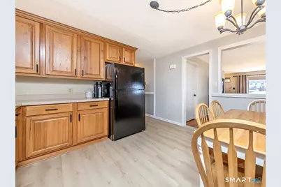 252 Middletown Avenue, Wethersfield, CT 06109 - Photo 8