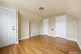 976 Capitol Ave, Bridgeport, CT 06606 - Photo 8