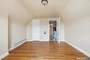 976 Capitol Ave, Bridgeport, CT 06606 - Photo 4