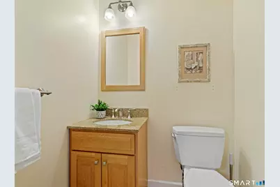 368 Knapps Highway #368, Fairfield, CT 06824 - Photo 10