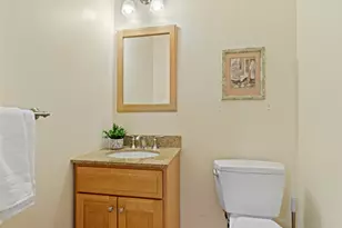 368 Knapps Hwy, Fairfield, CT 06824 - Photo 10