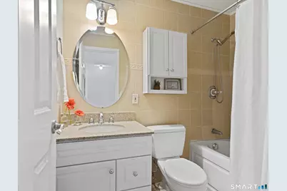 368 Knapps Highway #368, Fairfield, CT 06824 - Photo 16