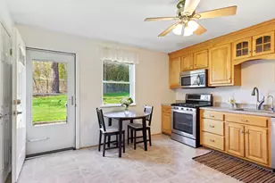 368 Knapps Hwy, Fairfield, CT 06824 - Photo 6