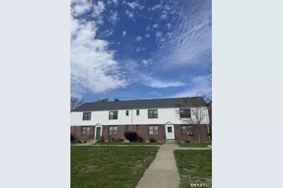 31 Nob Hill Circle #A, Bridgeport, CT 06610 - Photo 1