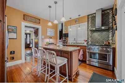 29 Bellevue Place, New London, CT 06320 - Photo 14