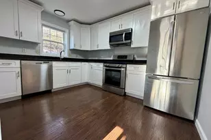 154 E Main St, Branford, CT 06405 - Photo 2