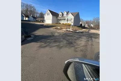 6 North Hollow #6, East Hampton, CT 06424 - Photo 8