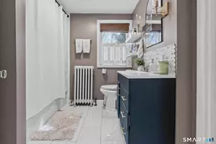 53 Richard St, West Hartford, CT 06119 - Photo 30