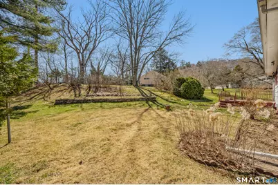 8 Holly Hill Drive, Montville, CT 06382 - Photo 30