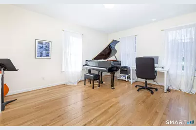 3 Candlewood Court, Simsbury, CT 06070 - Photo 8