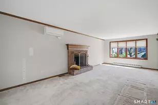 37 Plainfield St, Enfield, CT 06082 - Photo 8