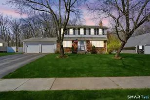 37 Plainfield St, Enfield, CT 06082 - Photo 4