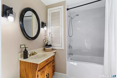 1065 Naugatuck Avenue, Milford, CT 06461 - Photo 16