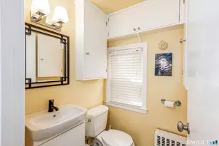 95 Carmalt Rd, Hamden, CT 06517 - Photo 16