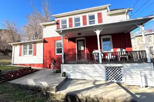 7 Rose St, Norwich, CT 06360 - Photo 1