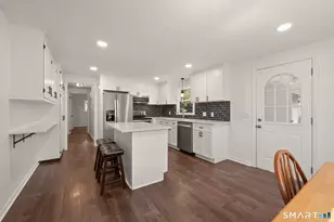 404 Newfield St, Middletown, CT 06457 - Photo 8