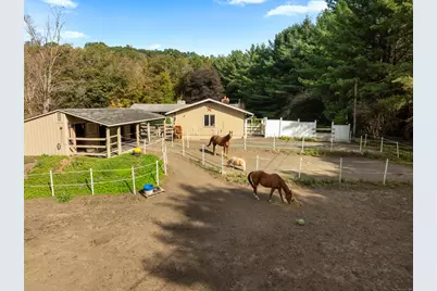 92 Minortown Road, Woodbury, CT 06798 - Photo 8