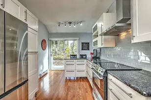 889 Heritage Vlg, Southbury, CT 06488 - Photo 4