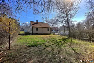 29 Primrose St, Milford, CT 06460 - Photo 6