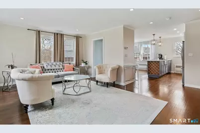 28 Putnam Park, Greenwich, CT 06830 - Photo 2