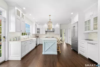 7 Kimberly Place, New Canaan, CT 06840 - Photo 12