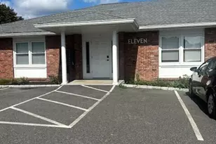 11 Church Hill Rd, Newtown, CT 06482 - Photo 4