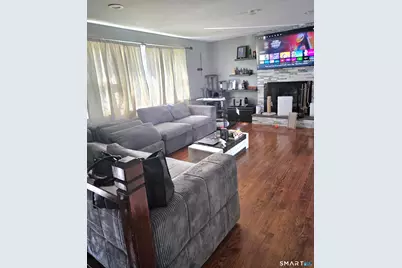 49 Hillwood Lane, Meriden, CT 06450 - Photo 2