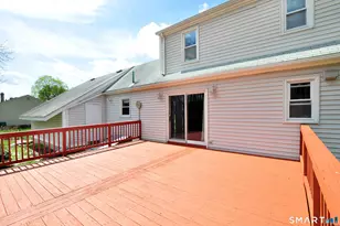 36 Pilgrim Dr, Windsor, CT 06095 - Photo 4