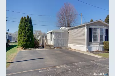 25 Pine Street, East Windsor, CT 06088 - Photo 1