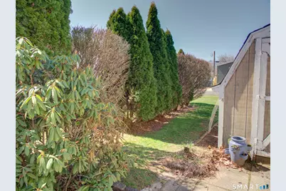 25 Pine Street, East Windsor, CT 06088 - Photo 2