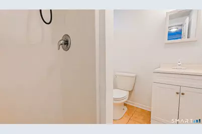 45 Daytona Street, West Haven, CT 06516 - Photo 20