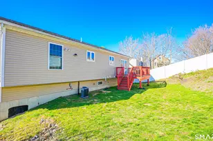 45 Daytona St, West Haven, CT 06516 - Photo 24