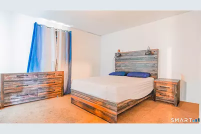 45 Daytona Street, West Haven, CT 06516 - Photo 12