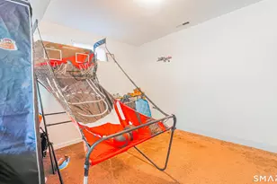 45 Daytona St, West Haven, CT 06516 - Photo 22