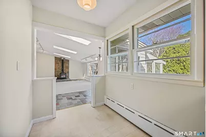 17 Glover Avenue, Newtown, CT 06470 - Photo 12