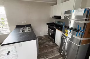 435 High St, Groton, CT 06355 - Photo 4