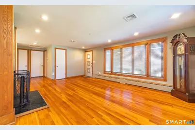 16 Featherbed Lane, Branford, CT 06405 - Photo 2