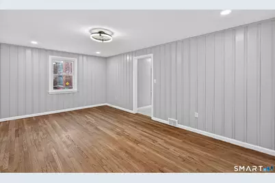 46 North Cliff Street, Ansonia, CT 06401 - Photo 16