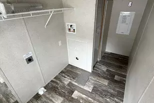 435 High St, Groton, CT 06355 - Photo 8