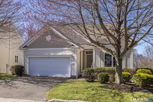 114 Country Club Dr, Oxford, CT 06478 - Photo 2