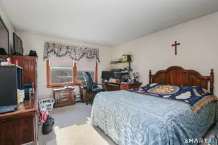 64 Le Grande Ave, Greenwich, CT 06830 - Photo 12