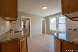 47-49 Roxbury St, Hartford, CT 06114 - Photo 10