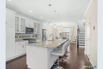 185 Brentwood Circle #185, Danbury, CT 06810 - Photo 6