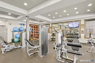 185 Brentwood Cir, Danbury, CT 06810 - Photo 34