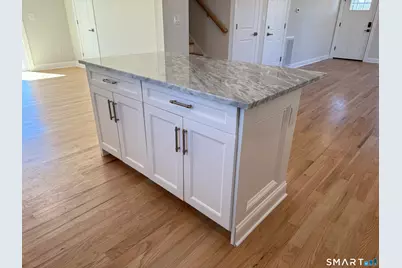 11 South Strong Street, East Haven, CT 06513 - Photo 12