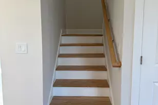 11 S Strong St, East Haven, CT 06513 - Photo 16