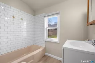 135 Atkins St, Meriden, CT 06450 - Photo 12