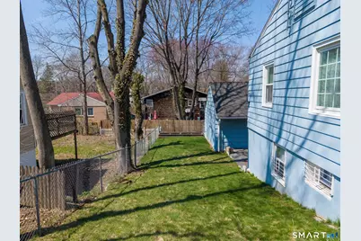 30 Lucy Street, Hamden, CT 06514 - Photo 16