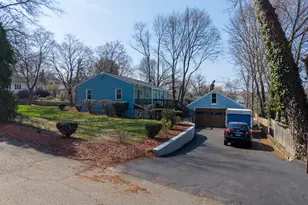 30 Lucy St, Hamden, CT 06514 - Photo 4